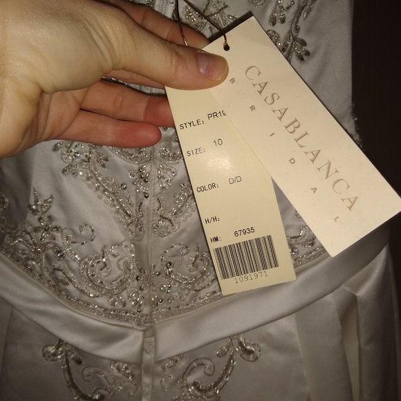 NWT! Casablanca 1933 Wedding Gown size 10 - Picture 6 of 8